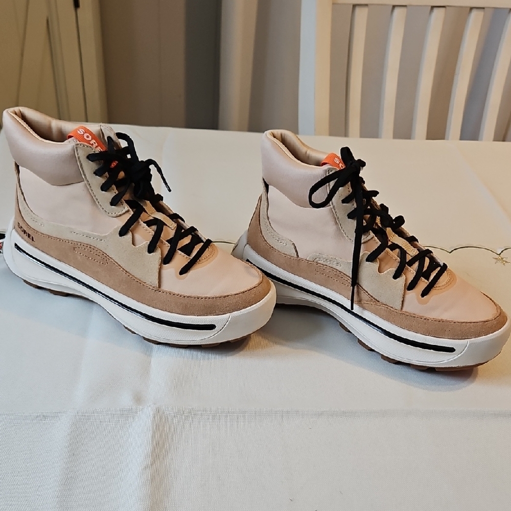 Soreal  Beige and Tan Hikers Size 7 Brand New Mine Never Worn No Box Or Tags